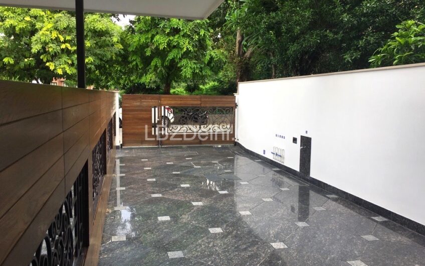 3 BHK Residential Builder Apartment for Sale in Chanakyapuri New Delhi | Ground Floor with Basement in Diplomatic Enclave