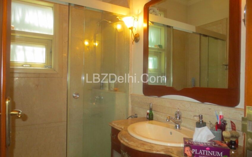 Residential Apartment for Sale in Golf Links Central Delhi(LBZ Delhi) | 4 BHK  Luxury Flat in Lutyens Delhi