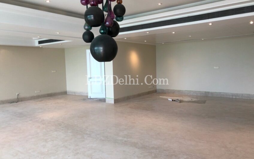 4 BHK Super Luxury Apartment for Rent in The Magnolias, DLF Phase-5, Sector-42, Golf Course Road, Gurugram